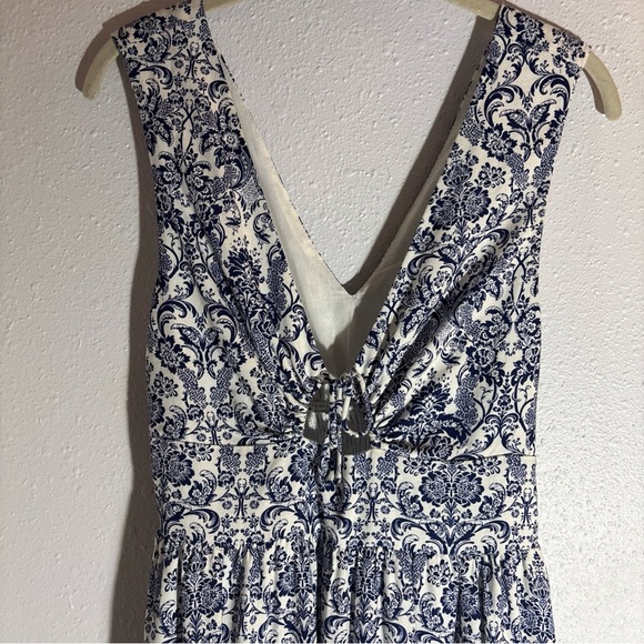 Hyacinth House Maxi Tuckernuck Navy Scroll Print Toula Linen Keyhole Dress XS - Picture 5 of 15